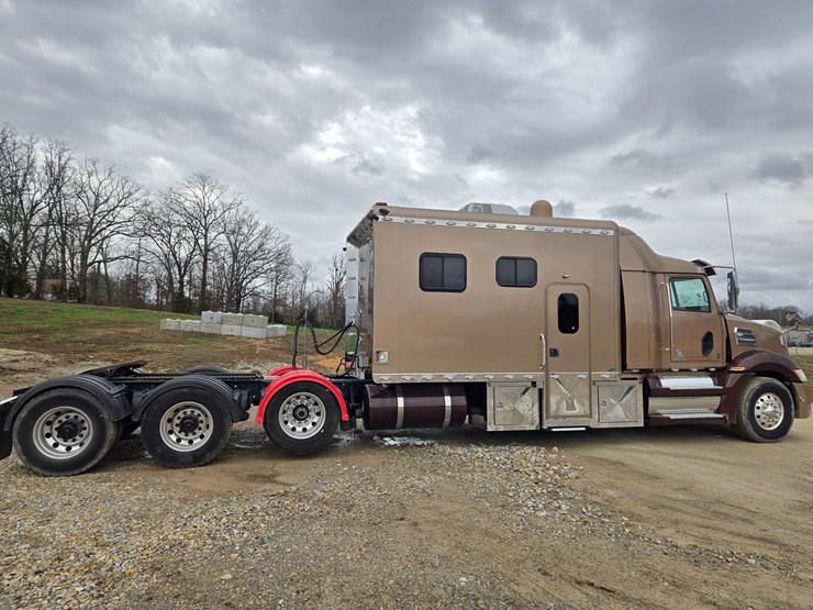 2017-western-star-5700xe-image-23