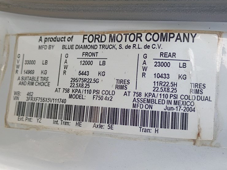 2005-ford-f750-image-37