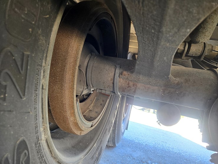 2010-timpte-hopper-bottom-image-30