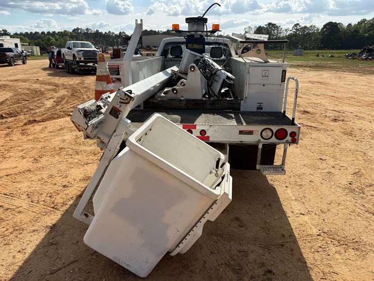 2011-ford-f450-image-6