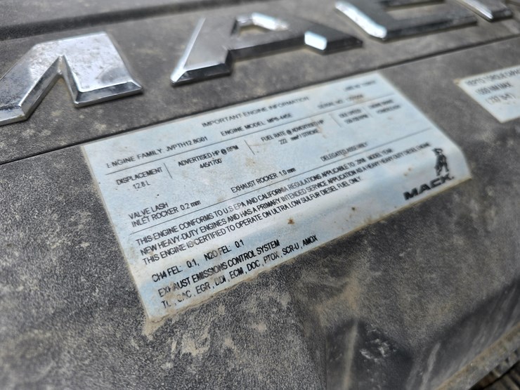 #22610-•-2019-mack-anthem-sleeper-truck-image-23