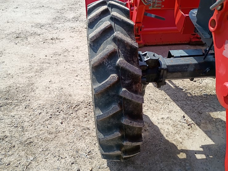 2019-kubota-m7060-image-55