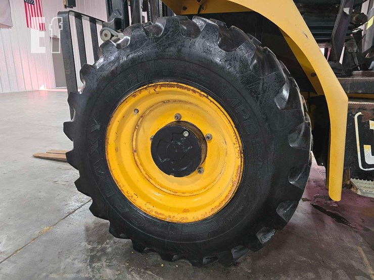 2008-jcb-930-image-21