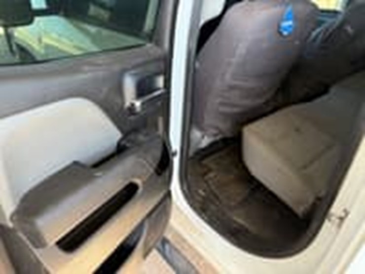 2019-chevrolet-silverado-2500hd-image-18