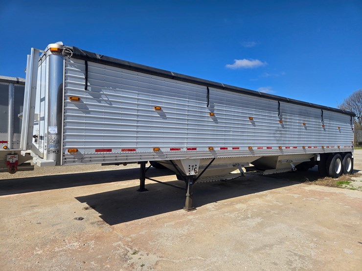 2010-timpte-hopper-bottom-image-3