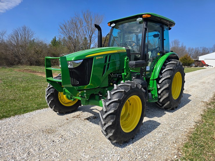 #22600-•-2024-john-deere-5090-tractor-image-2