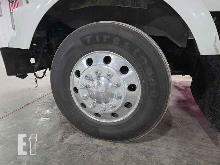 2003-kenworth-t800-image-21