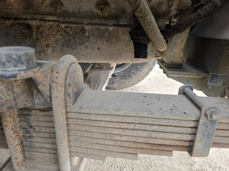 #22591-•-2007-mack-cv713-granite-roll-off-truck-image-34