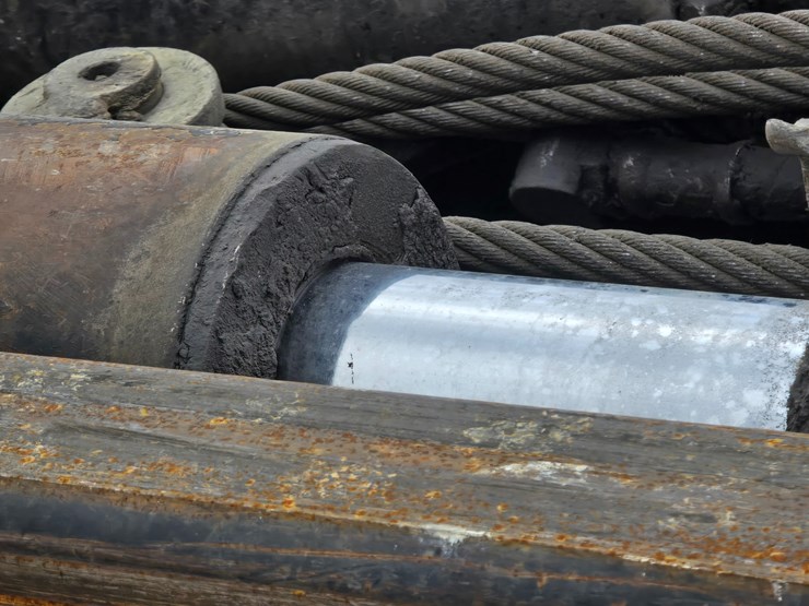 #22591-•-2007-mack-cv713-granite-roll-off-truck-image-89