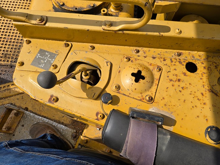 1970-caterpillar-d8l-image-93