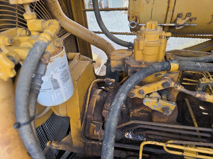 1970-caterpillar-d8l-image-75