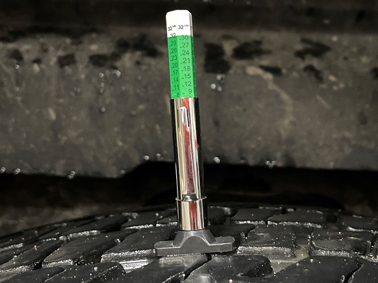 2012-dodge-3500-image-106