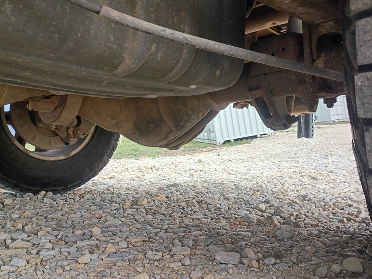 2013-chevrolet-2500-image-87