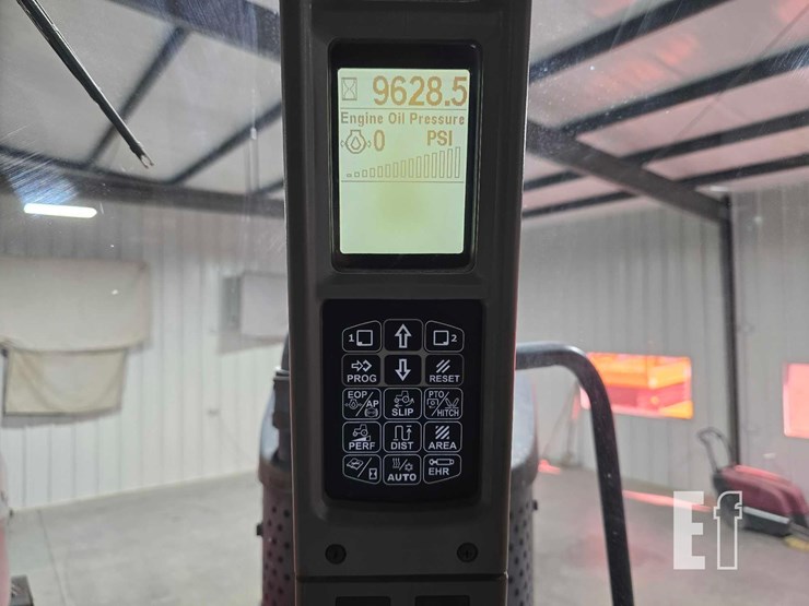 2016-case-ih-magnum-310-cvt-image-18