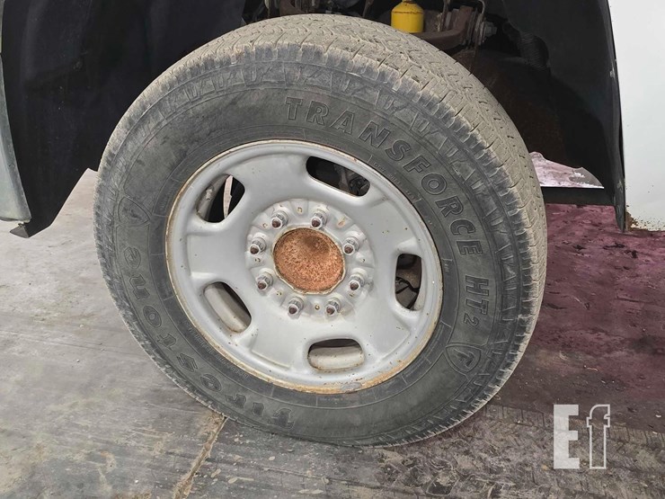 2014-chevrolet-2500hd-image-17