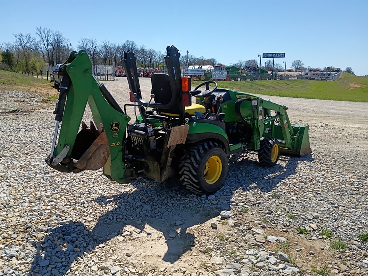2013-john-deere-1025r-image-9