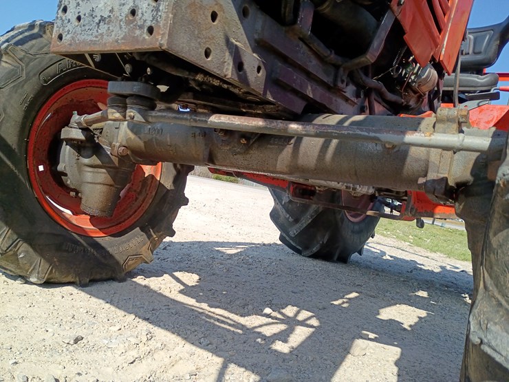 2001-kubota-l4300-image-46