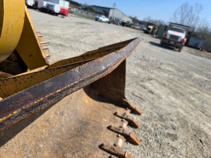 1996-caterpillar-953c-image-32