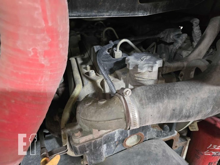 2021-jcb-3ts-8t-image-21