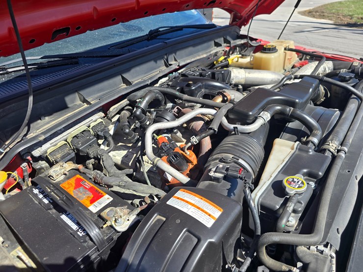 2016-ford-f550-image-23