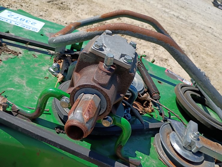 john-deere-1025-image-12