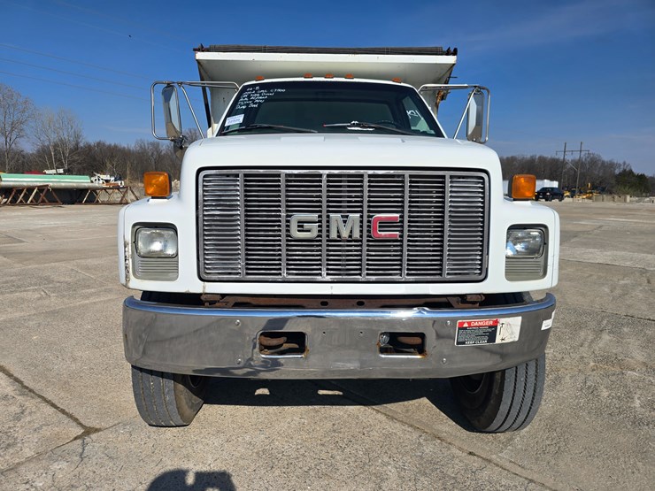 #22520-•-2002-gmc-c7500-dump-truck-image-22