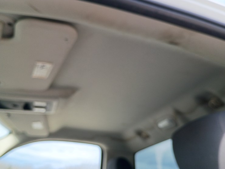 2012-dodge-1500-image-31