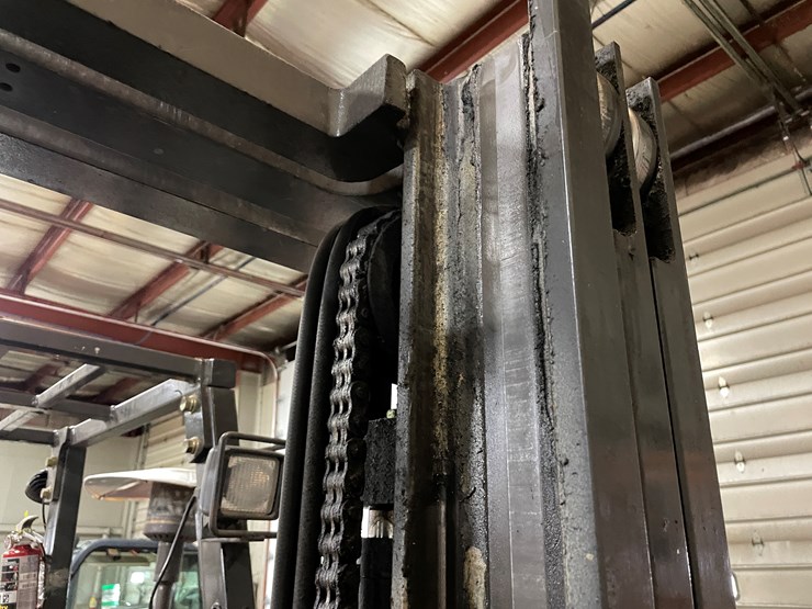 #1467-•-nissan-forklift-(e)-image-8