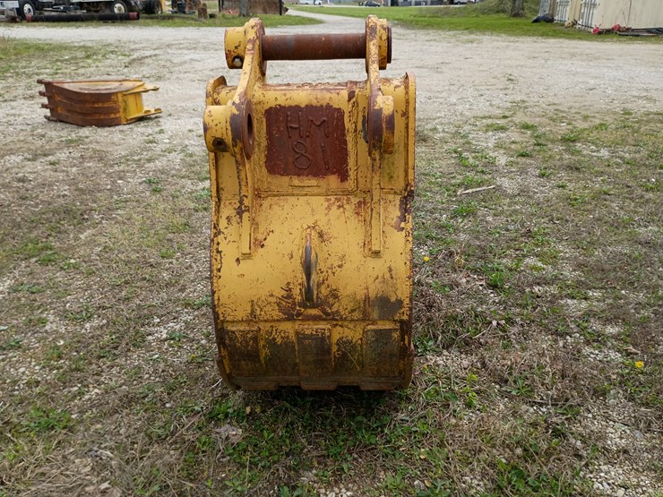 caterpillar-25-image-3