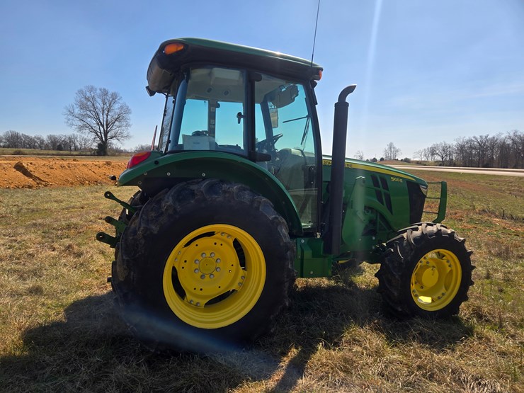 2019-john-deere-5100e-image-14