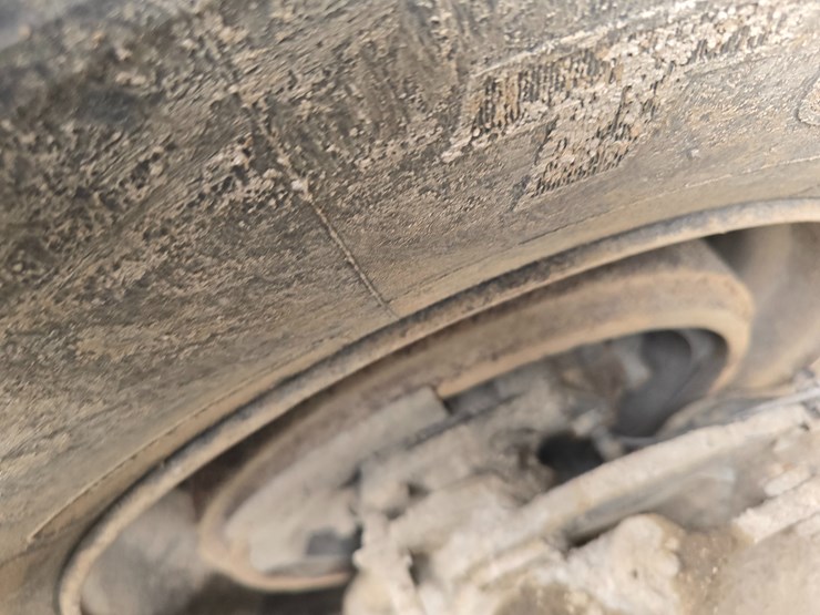 2003-mack-rd688s-image-51