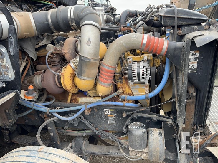 2005-kenworth-t800-image-11