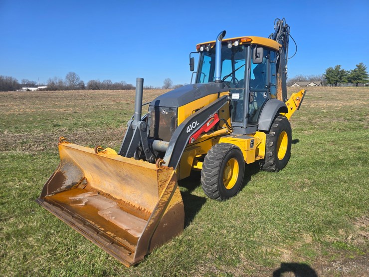 2015-deere-410l-image-2