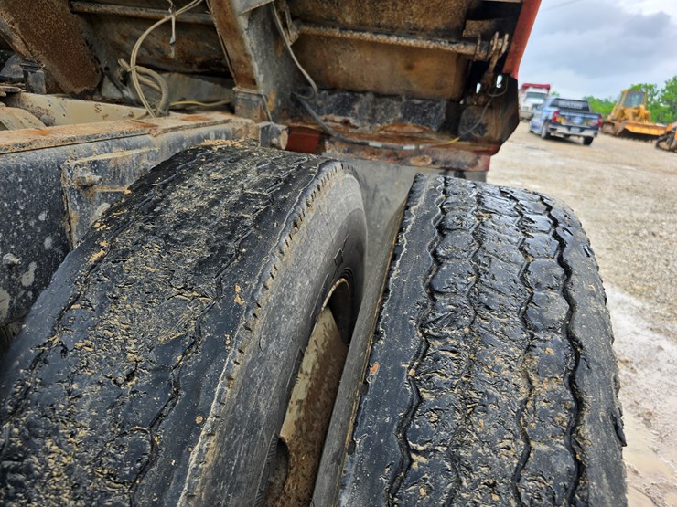 1994-mack-ch613-image-94