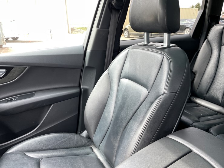 2018-audi-q7-image-46