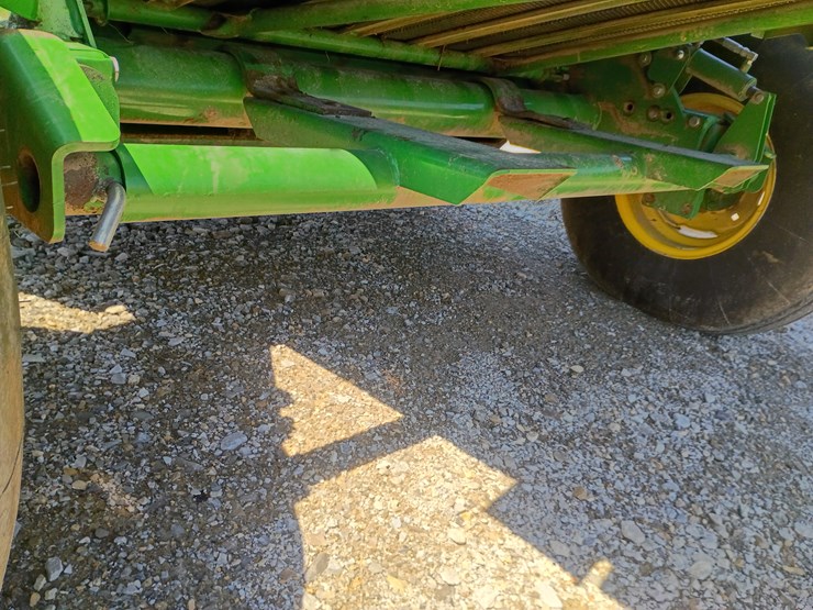 2023-john-deere-450m-image-36