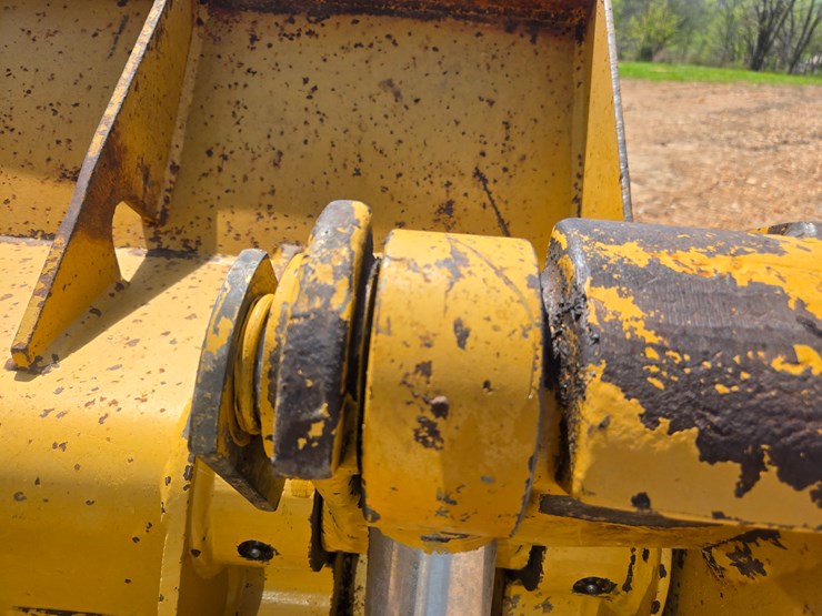 2001-caterpillar-953c-image-104