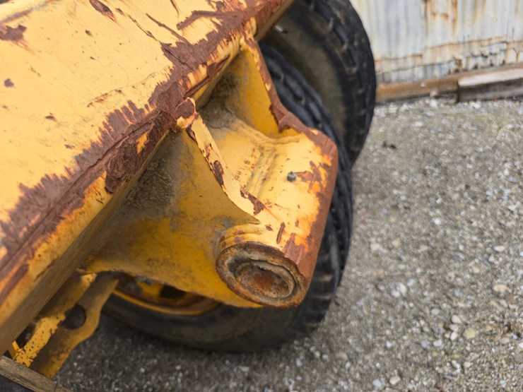 2006-deere-1812c-image-28