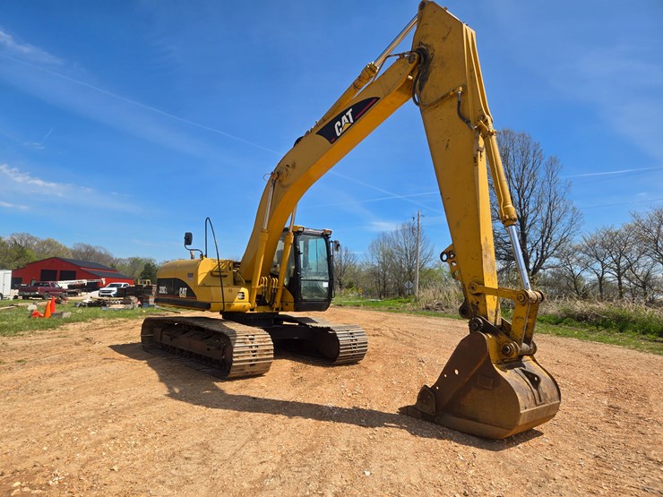2003-caterpillar-320c-image-29