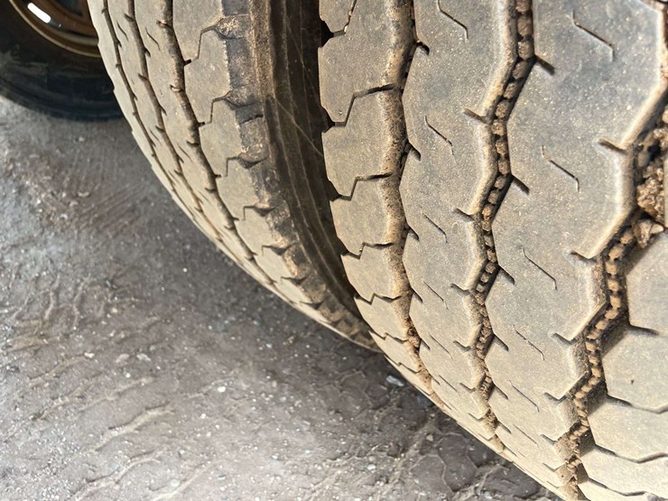 2013-international-durastar-4300-image-24