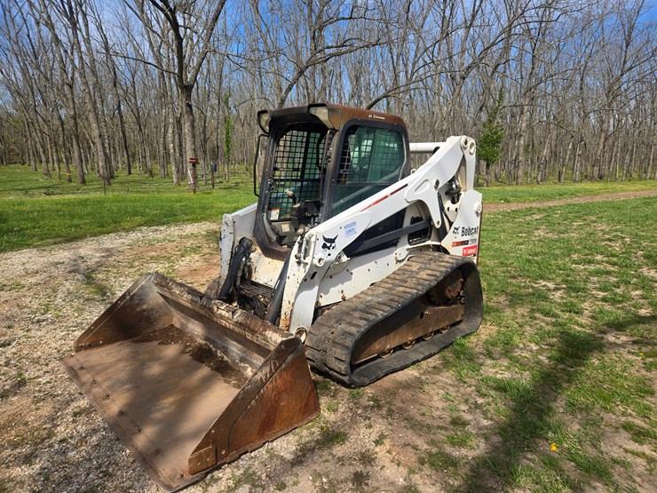 2010-bobcat-t650-image-3