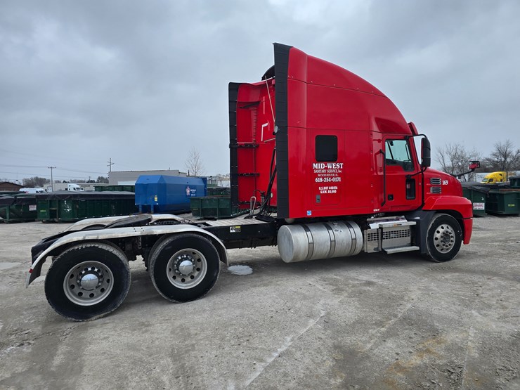 #22592-•-2019-mack-anthem-sleeper-truck-image-10