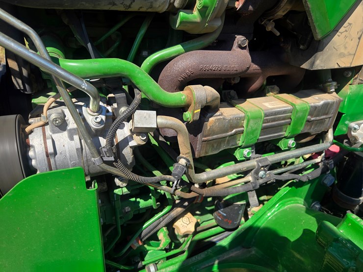2019-john-deere-5100e-image-22