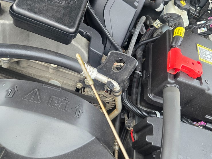 2011-chevrolet-colorado-image-25