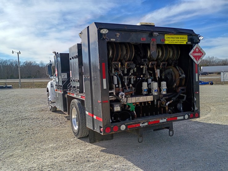 2005-ford-f750-image-7