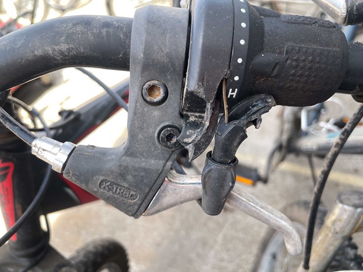 #7074-•-(4)-bikes-(o4)-image-11