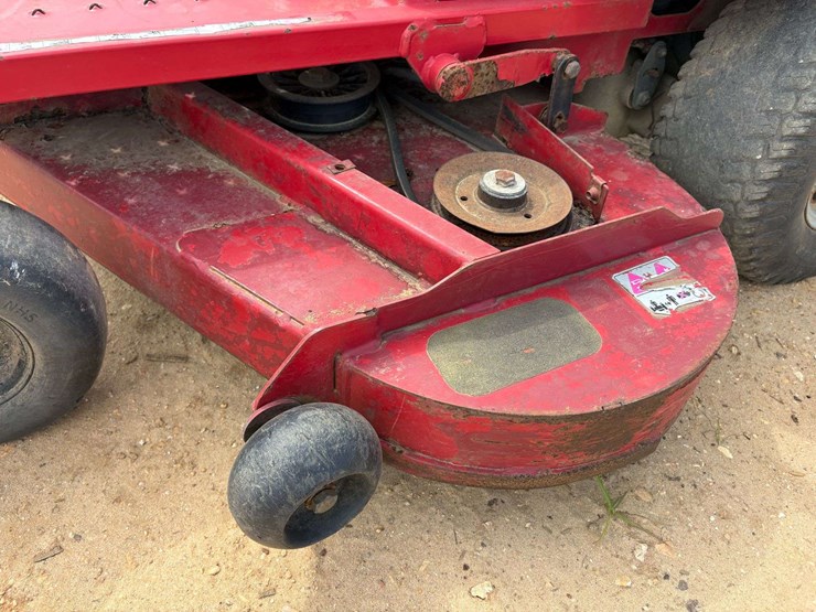 bigdog-48"-cut-zero-turn-mower-image-9