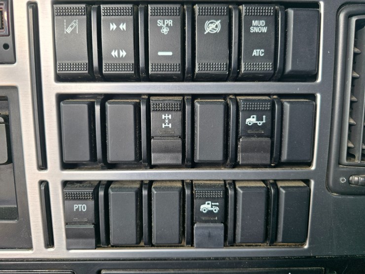 #22592-•-2019-mack-anthem-sleeper-truck-image-49