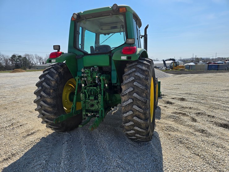 2002-john-deere-6220-image-10