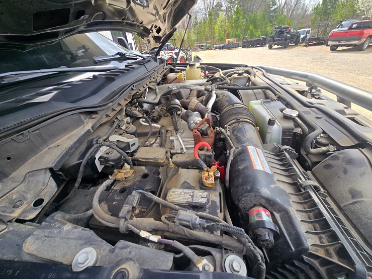 2020-ford-f550-image-66